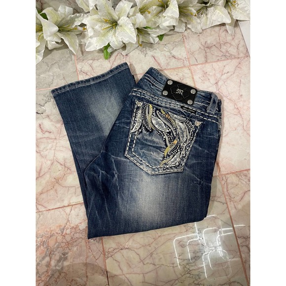 Miss Me Pants - Miss me cuffed Capris size 30